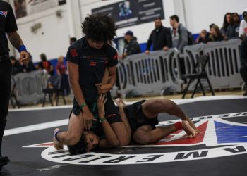 Submission grappling